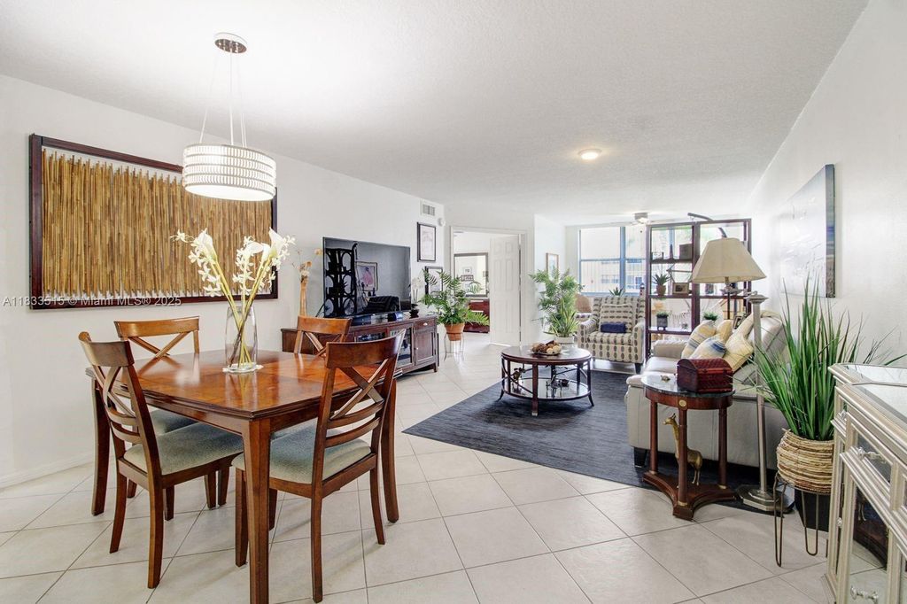 2524 NW 104th Ave 101, Sunrise, FL 33322