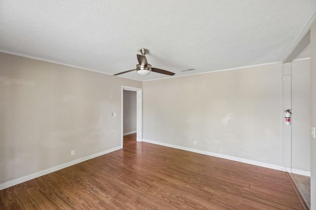 411 Pine Avenue, South Pittsburg, TN 37380