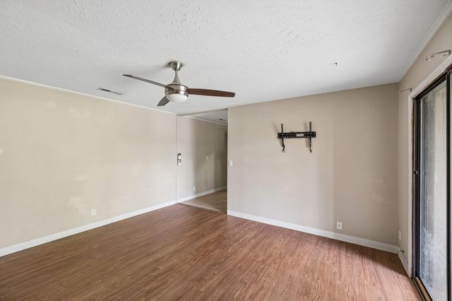 411 Pine Avenue, South Pittsburg, TN 37380