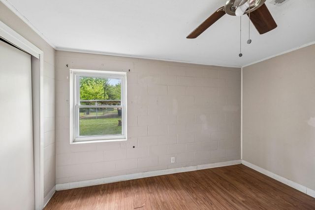 411 Pine Avenue, South Pittsburg, TN 37380