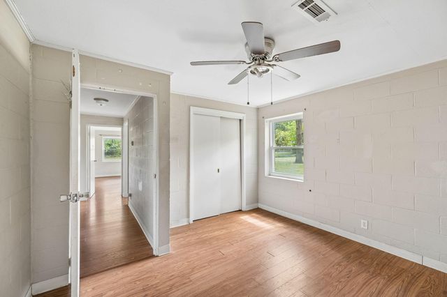 411 Pine Avenue, South Pittsburg, TN 37380
