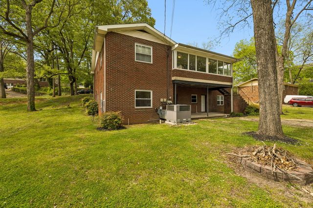 411 Pine Avenue, South Pittsburg, TN 37380