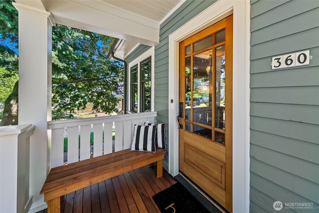 360 27th Avenue, Seattle, WA 98122