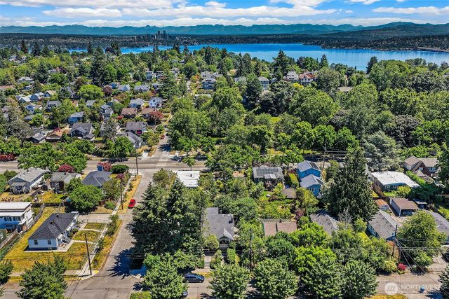 360 27th Avenue, Seattle, WA 98122