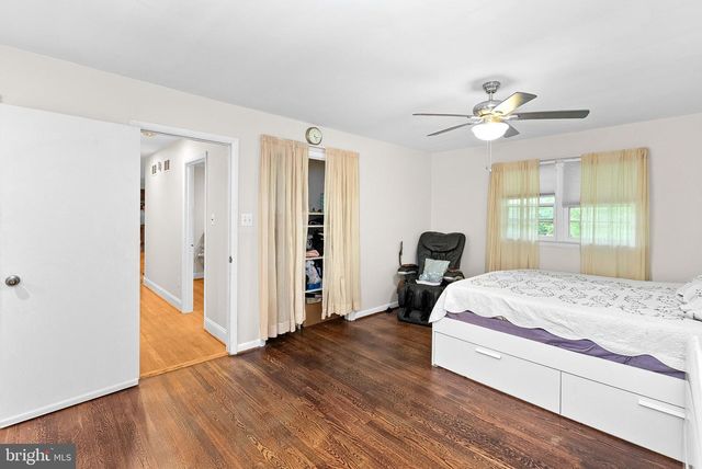 2435 HUNTER MILL RD, Vienna, VA 22181