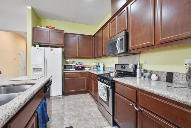 1959 Vistana Dr, Atwater, CA 95301