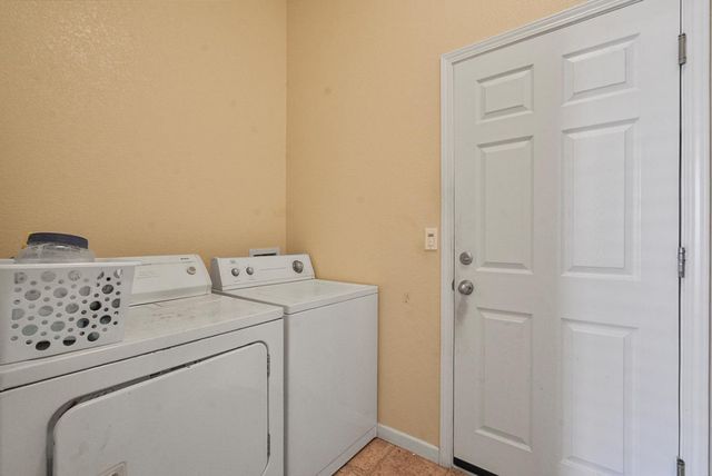 1959 Vistana Dr, Atwater, CA 95301