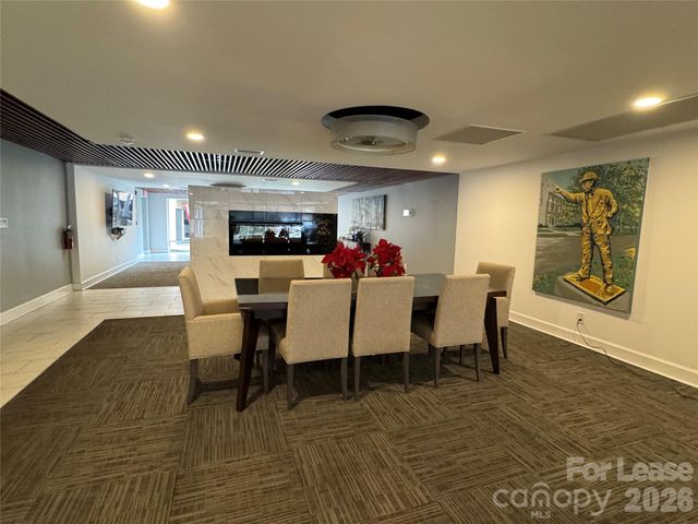 1323 Queens Road 303, Charlotte, NC 28207