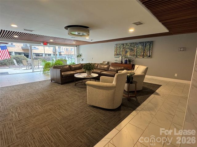 1323 Queens Road 303, Charlotte, NC 28207