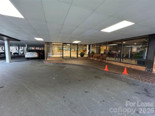 1323 Queens Road 303, Charlotte, NC 28207