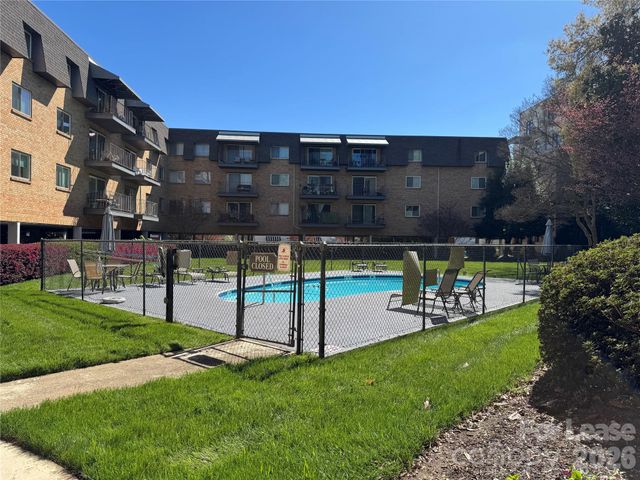 1323 Queens Road 303, Charlotte, NC 28207