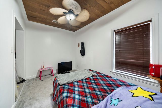 314 S Hastings Street, Irving, TX 75060