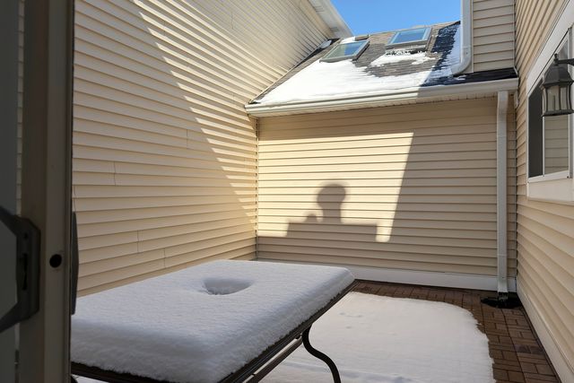 424 Le Parc Circle, Buffalo Grove, IL 60089