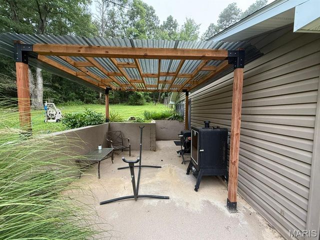 333 County Road 427, Poplar Bluff, MO 63901