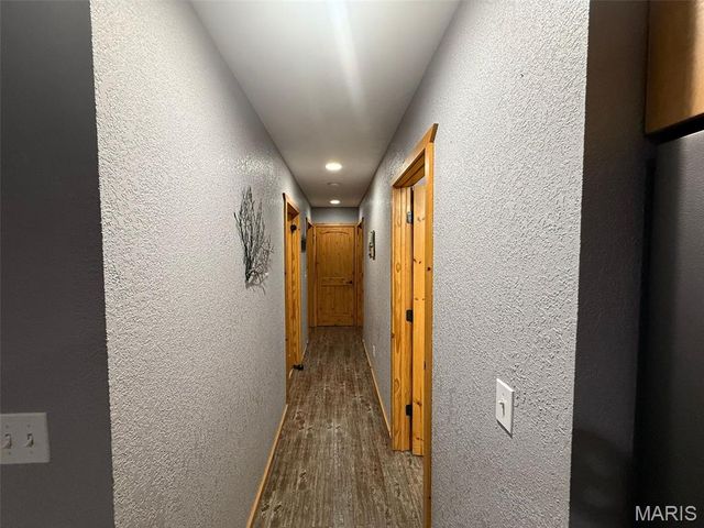 333 County Road 427, Poplar Bluff, MO 63901