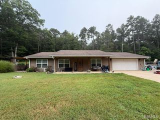 333 County Road 427, Poplar Bluff, MO 63901
