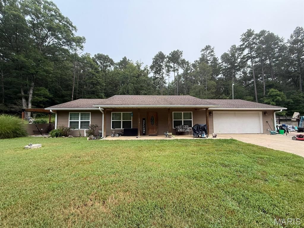 333 County Road 427, Poplar Bluff, MO 63901