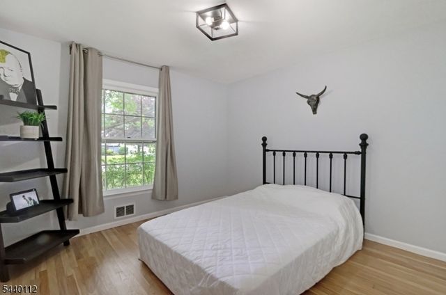 7 Village Rd, Florham Park Boro, NJ 07932