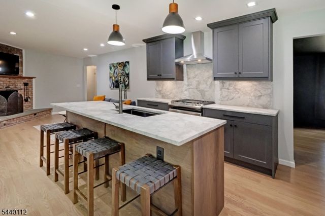 7 Village Rd, Florham Park Boro, NJ 07932