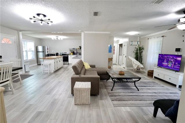 3240 Baptiste N Drive, Theodore, AL 36582