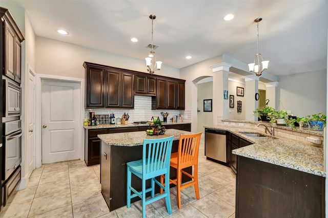 25703 Penguin Street, Magnolia, TX 77355