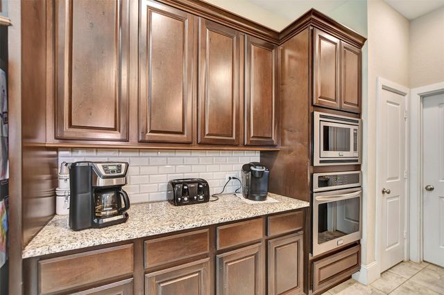 25703 Penguin Street, Magnolia, TX 77355