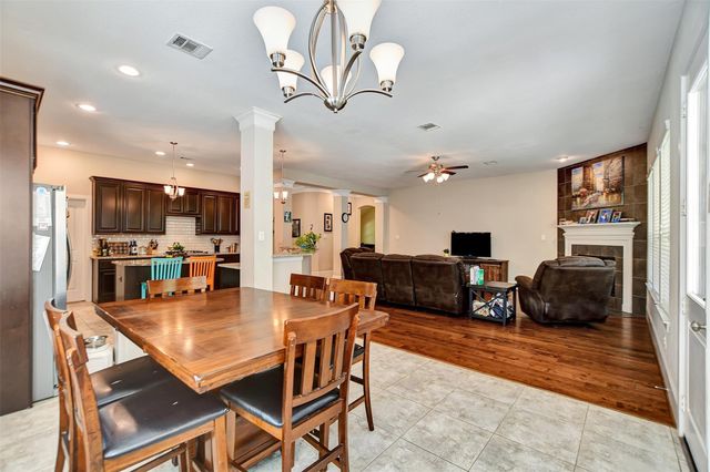 25703 Penguin Street, Magnolia, TX 77355