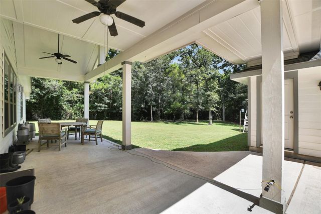 25703 Penguin Street, Magnolia, TX 77355