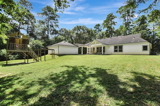 25703 Penguin Street, Magnolia, TX 77355