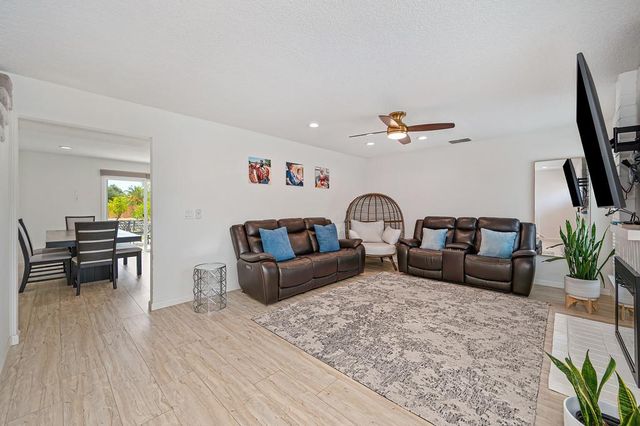 8351 Carrick Ct, Citrus Heights, CA 95610