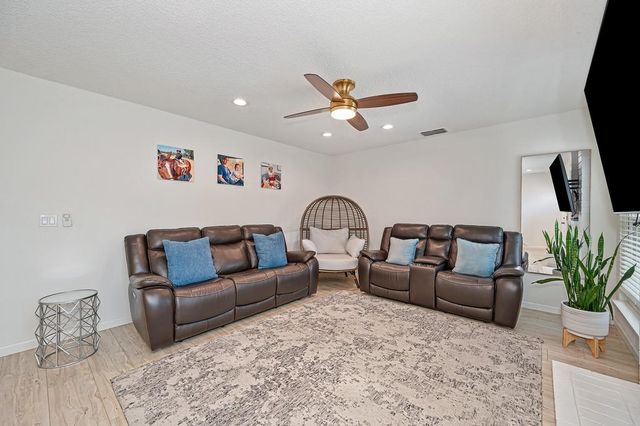 8351 Carrick Ct, Citrus Heights, CA 95610
