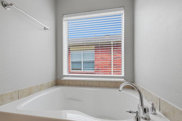 19914 Nandina Knoll, Richmond, TX 77407