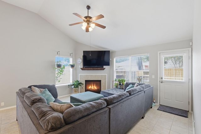 19914 Nandina Knoll, Richmond, TX 77407