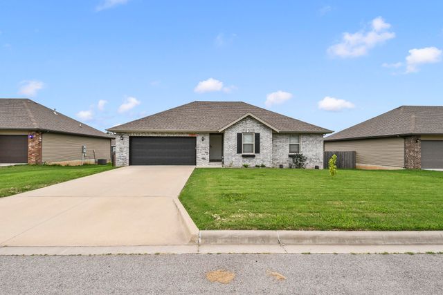 1360 S Rome Avenue, Republic, MO 65738