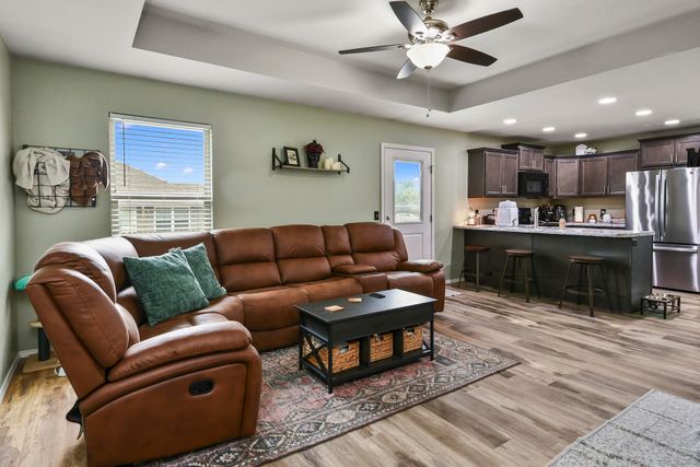 1360 S Rome Avenue, Republic, MO 65738
