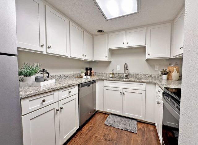 21 Vaughns Gap Rd Apt 88F, Nashville, TN 37205