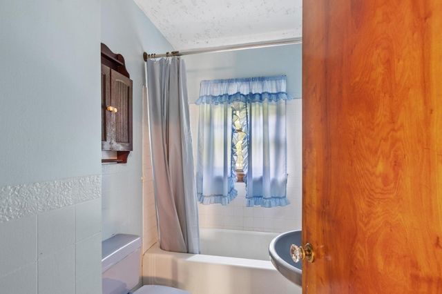 95 West Street, Lunenburg, MA 01462