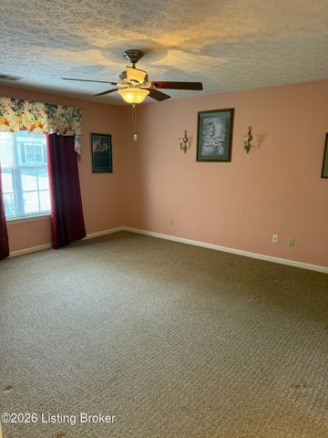 3013 Parkstone Ct, Louisville, KY 40241