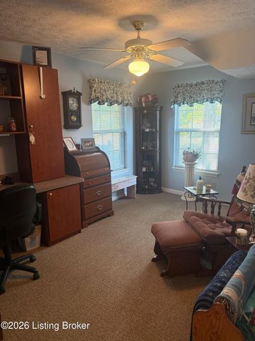 3013 Parkstone Ct, Louisville, KY 40241