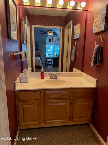 3013 Parkstone Ct, Louisville, KY 40241