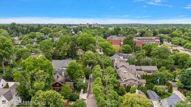 410 W 4th Street, Rochester, MI 48307