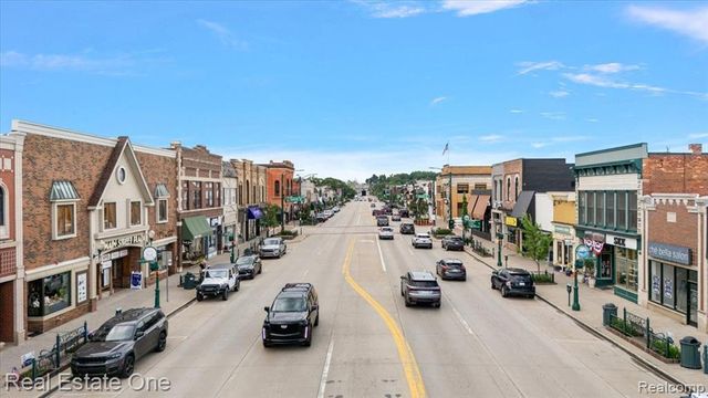 410 W 4th Street, Rochester, MI 48307