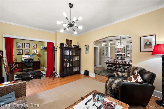 410 W 4th Street, Rochester, MI 48307