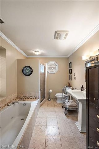 410 W 4th Street, Rochester, MI 48307