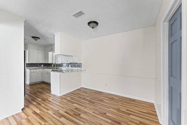 2709 Adams Street, Alvin, TX 77511