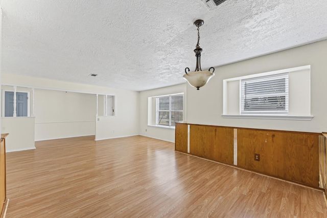 2709 Adams Street, Alvin, TX 77511