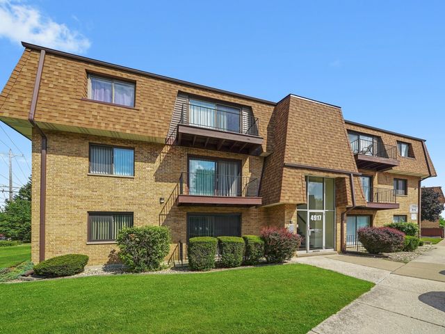 4917 W 109th Street 202, Oak Lawn, IL 60453