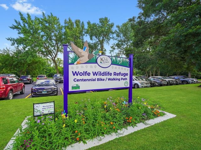 4917 W 109th Street 202, Oak Lawn, IL 60453