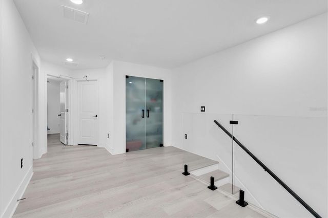 8249 CRESCENT OAKS DRIVE, New Port Richey, FL 34655