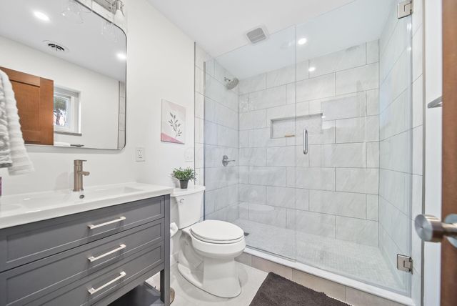 40 Chase Road, Columbus, OH 43214